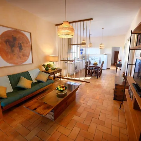 Country house Cortijo De Guerra *